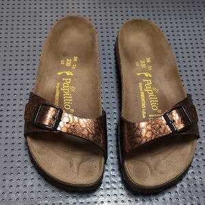 Papillio Copper Textured Sandals